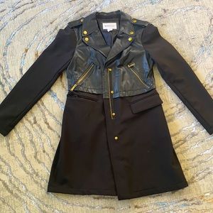 Black mid length trench